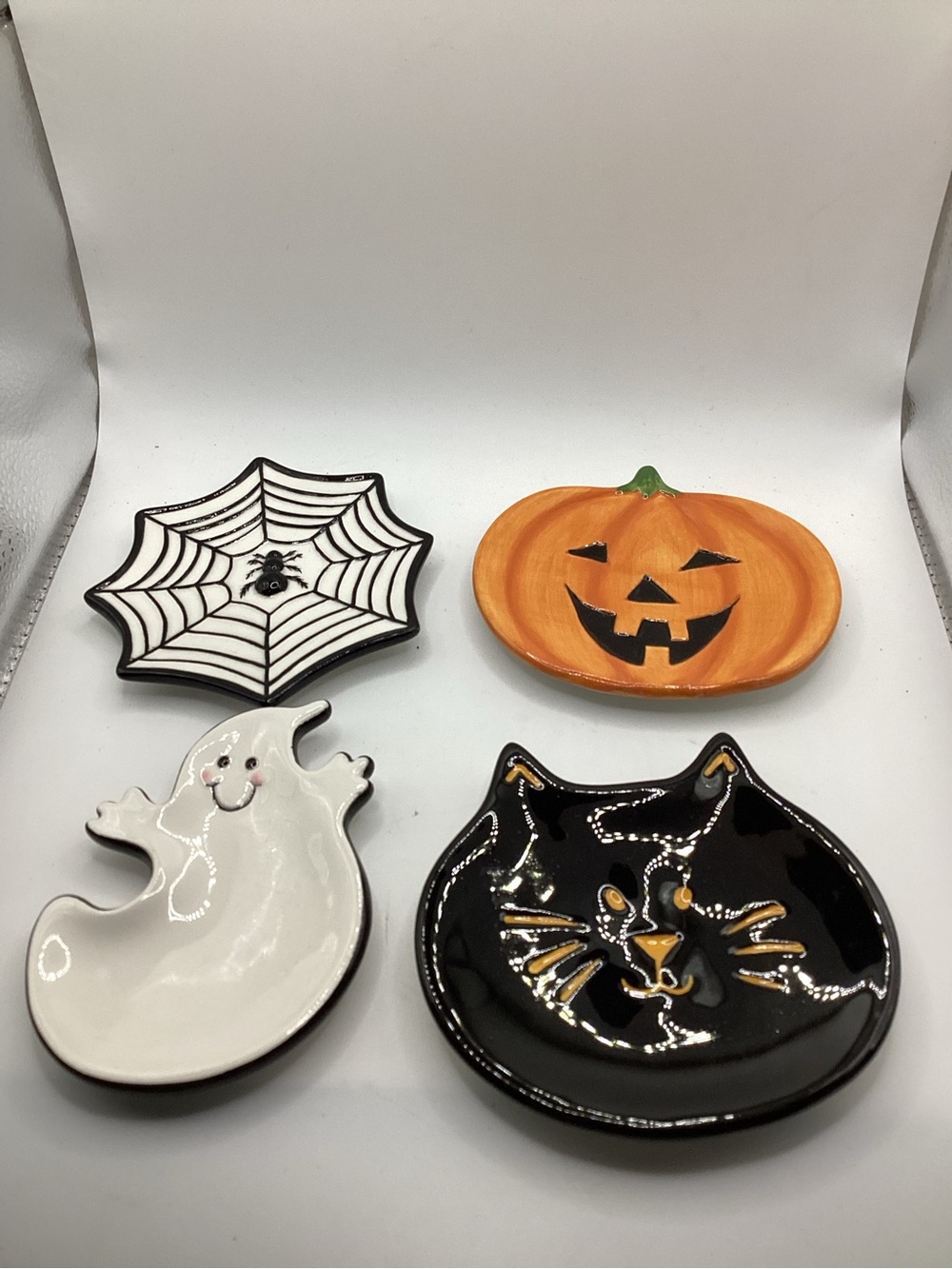 MWW Market Halloween ceramic figural mini appetizer plates/trinket dishes